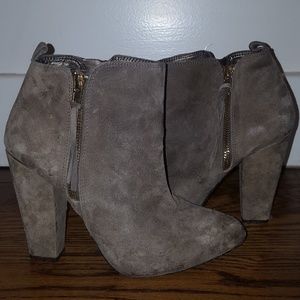 Steve Madden Suede Booties Size 7